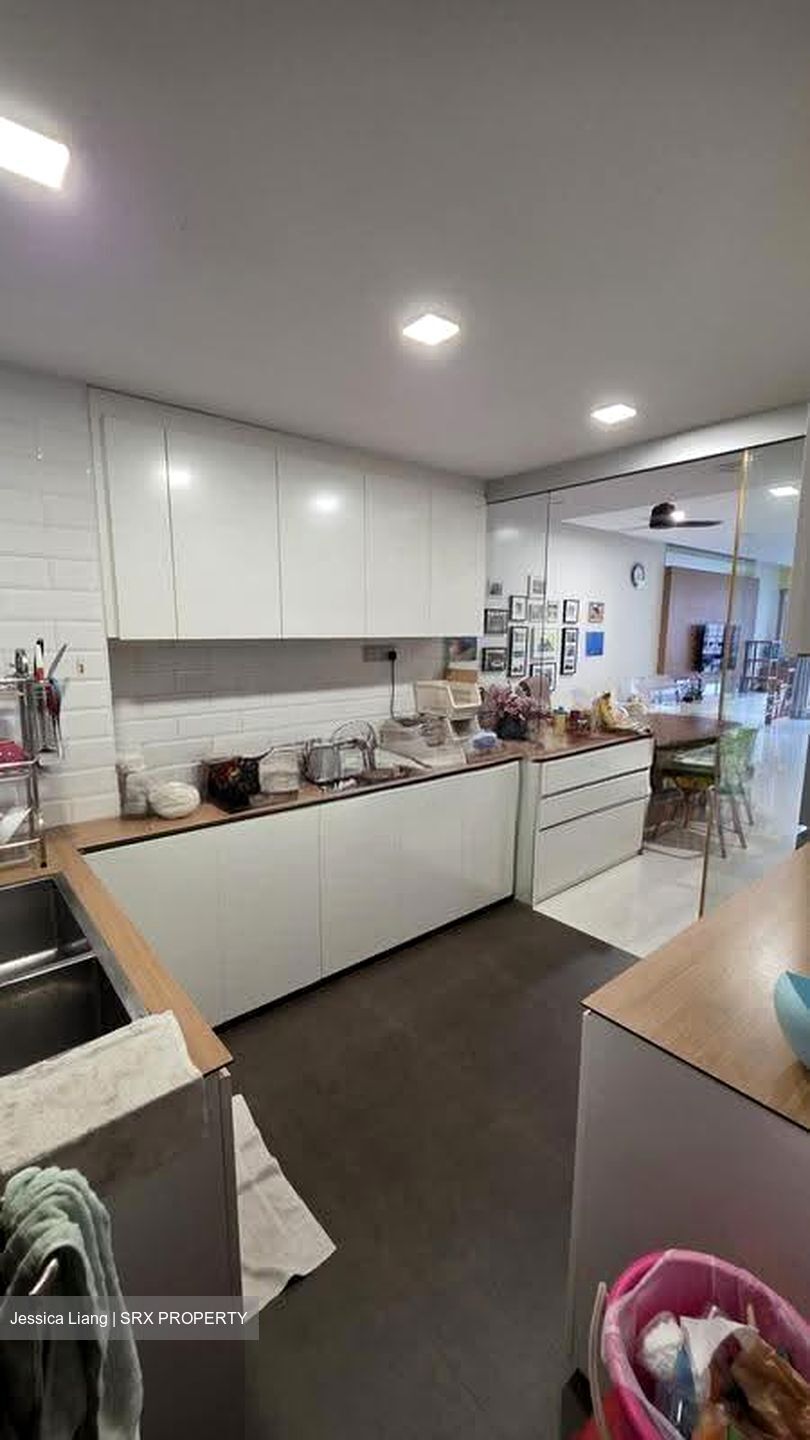 Pinevale (D18), Condominium #625090601